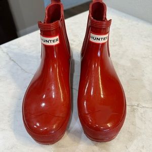 Women’s Hunter Boots.  original Chelsea boots in red